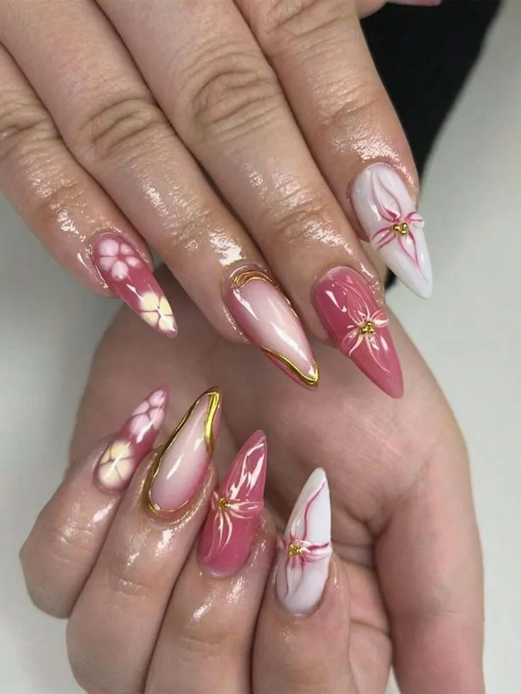 3D Embellishments Nails 